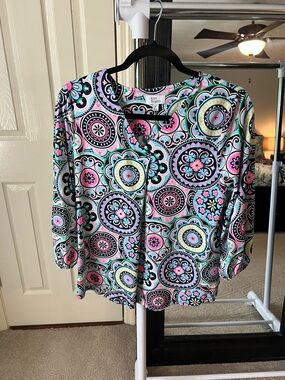 Kim Rogers Pink, Teal & Black Medallion-Print Women’s Blouse Sz S